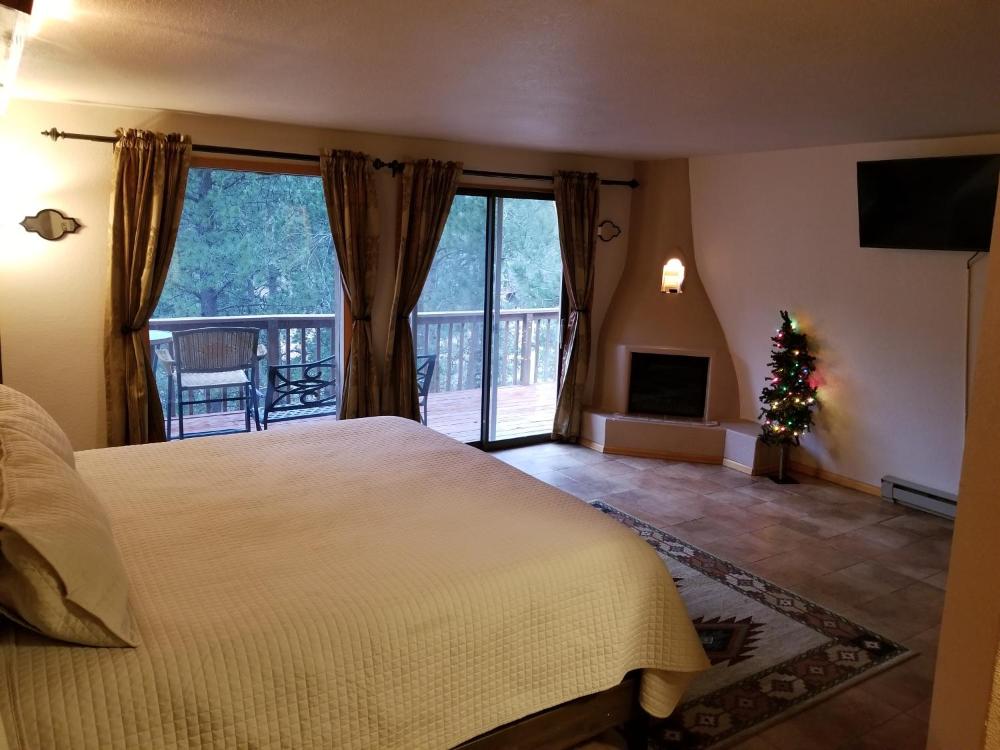 King Suite interior